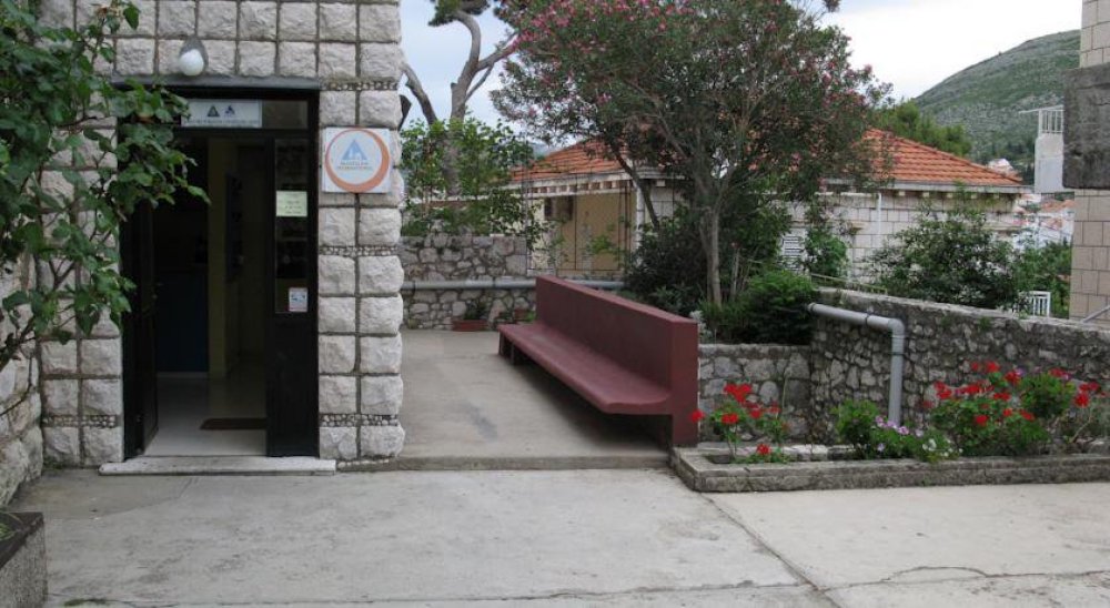 slideshow image