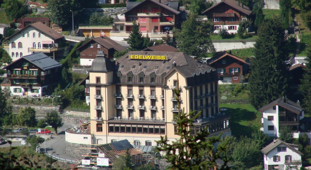 slideshow image