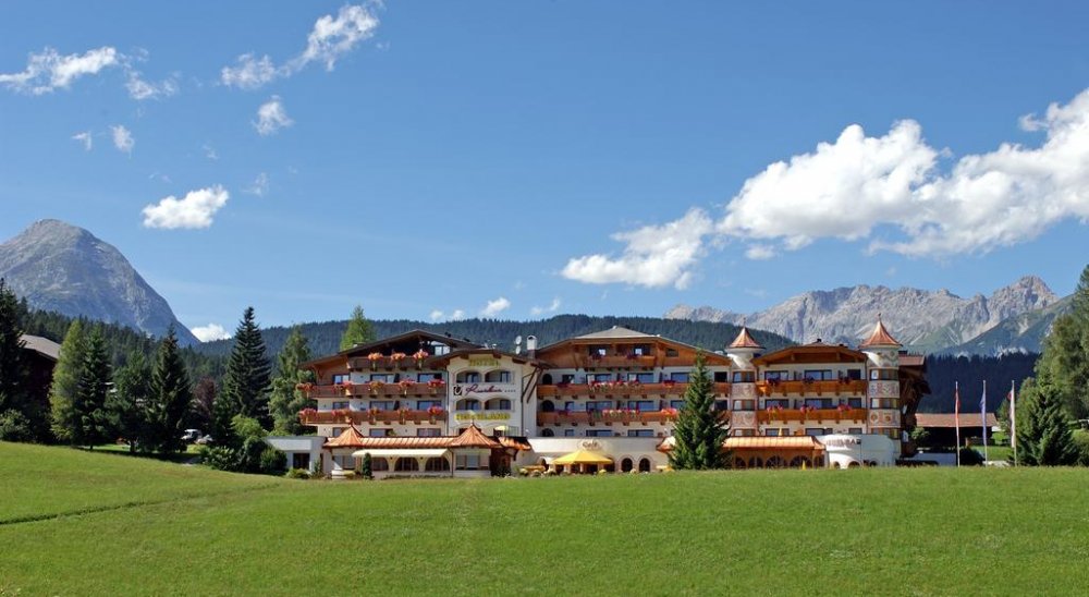 slideshow image